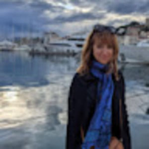 Meet your Posher, Stacey